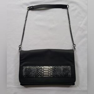 Womens black Faux Leather Shoulder/handbag 11 x 7. Chain strap. Like New